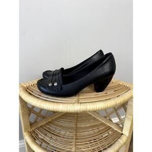 Y2K Trendsetter Black Leather Loafer Style Heel Sz 6